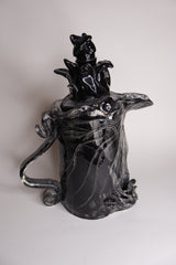 Black contemporary jar Eva Le