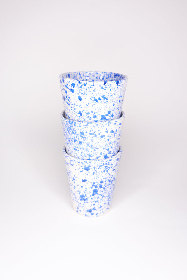 Blue splatter cup Joana Simão