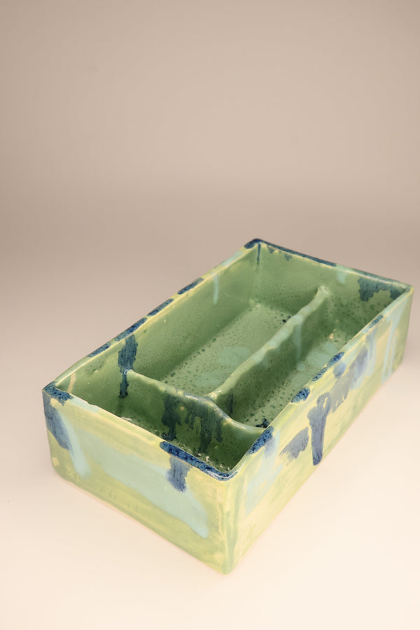 kintu_green_box