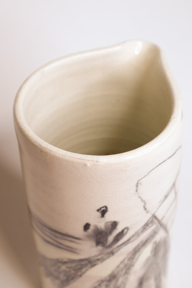 illustrated_ceramic_jar_kintustudio