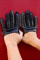 chain_connected_leather_glove_kintustudio
