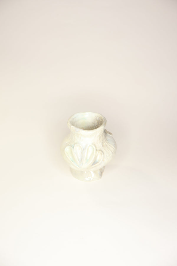 Simple textured vase Summer du Plessis